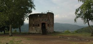 Torre de guaita al Volcà Montsacopa, Olot