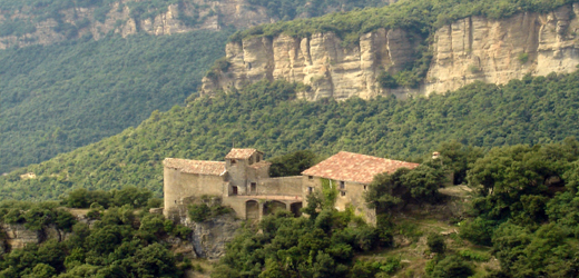 Santuari de Santa Maria de Finestres, Mieres